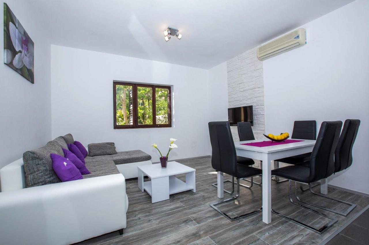 Apartments Villa Roza โมโกชิซา ภายนอก รูปภาพ